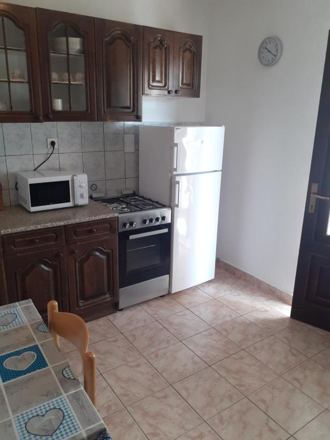 Apartments Mara Bela Karlobag Dış mekan fotoğraf