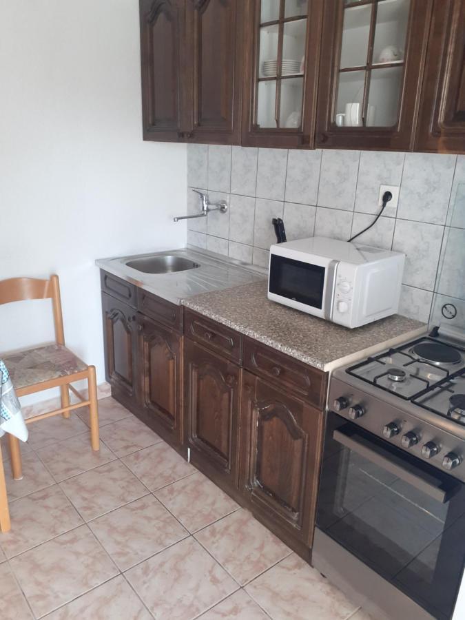 Apartments Mara Bela Karlobag Dış mekan fotoğraf
