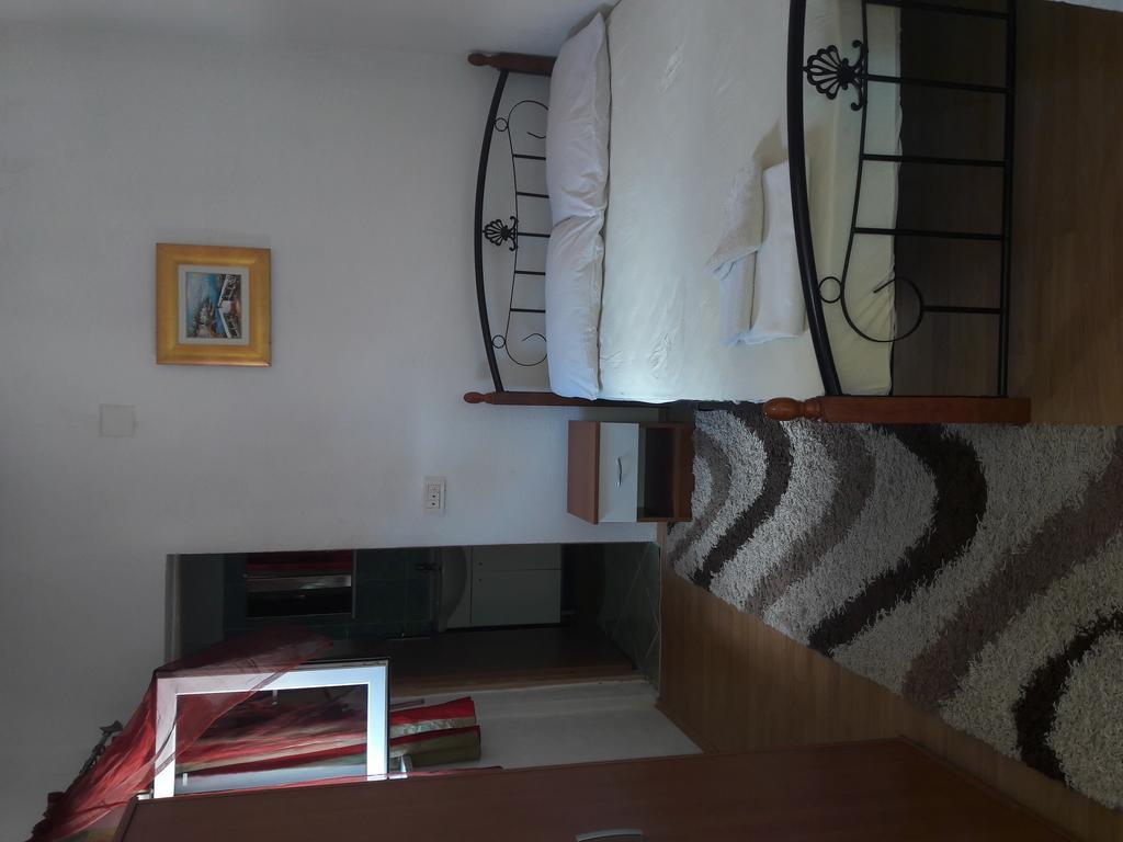 Apartments Mara Bela Karlobag Dış mekan fotoğraf